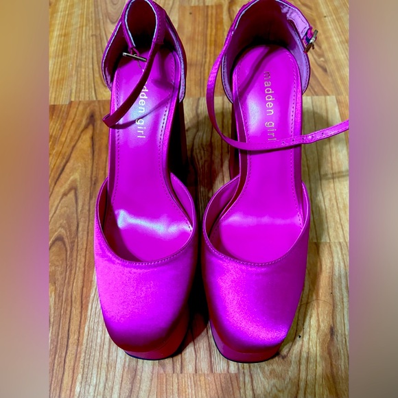 Madden Girl Mary Jane Platforms - Picture 1 of 9